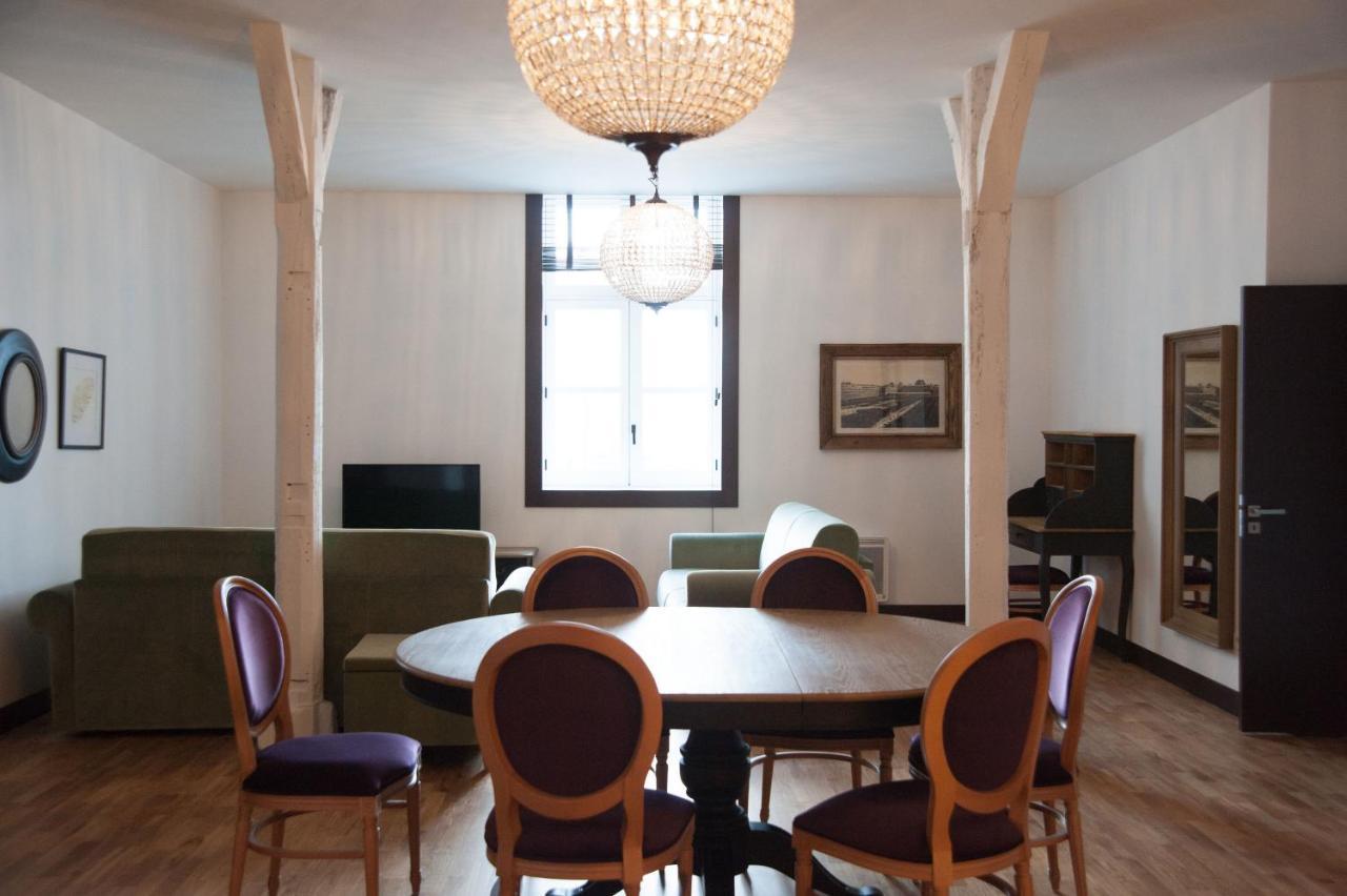 Residence De L'Arsenal Royal - Meubles De Tourisme Rochefort  Dış mekan fotoğraf