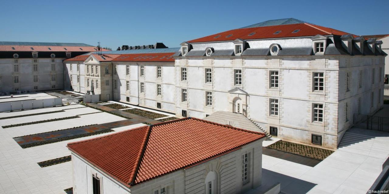 Residence De L'Arsenal Royal - Meubles De Tourisme Rochefort  Dış mekan fotoğraf